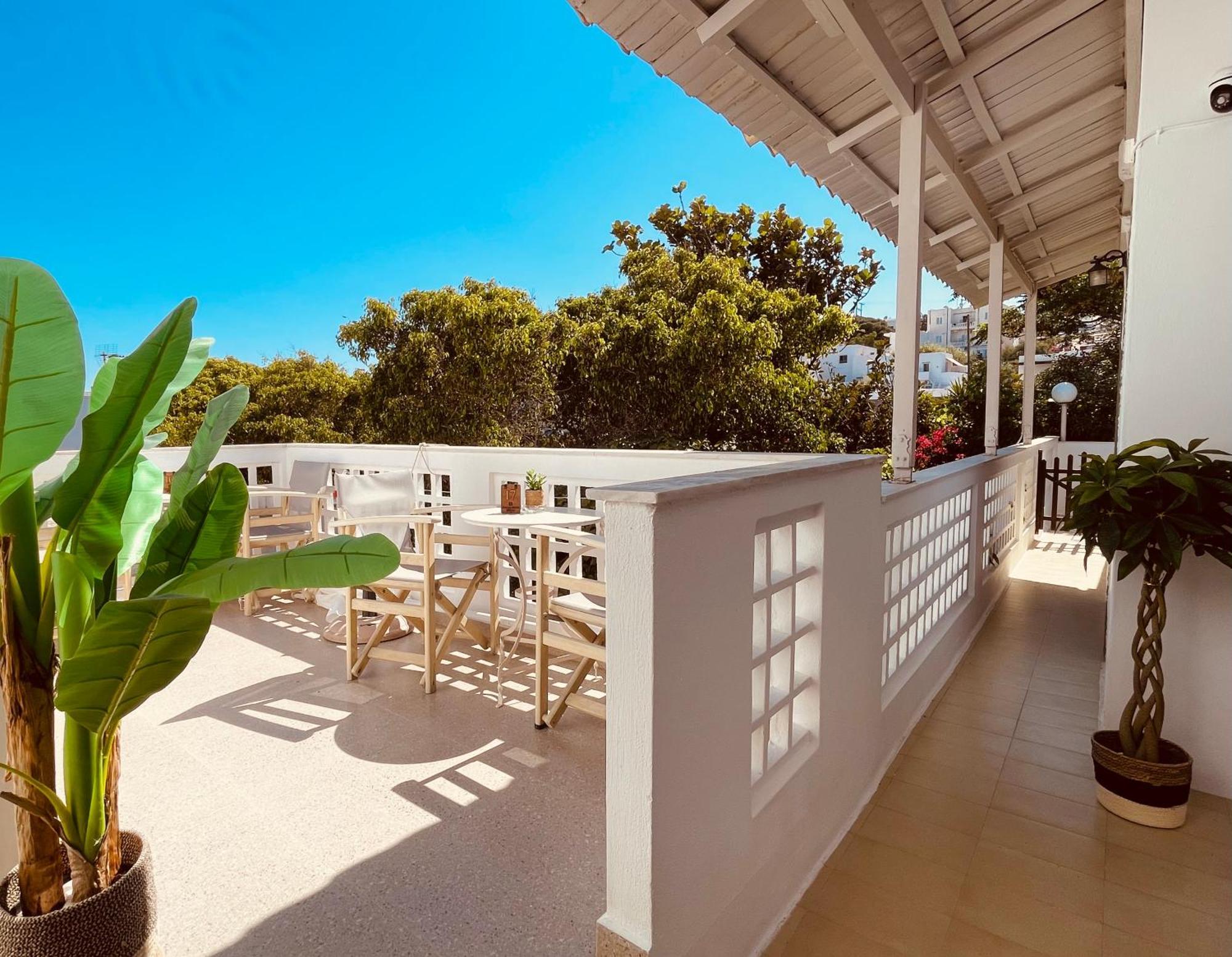 אדאמאס Semiramis Guesthouse מראה חיצוני תמונה